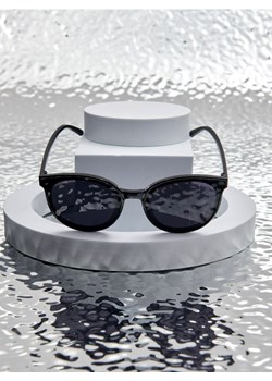 Sinsay - Okulary przeciwsłoneczne - czarny ze sklepu Sinsay w kategorii Okulary przeciwsłoneczne damskie - zdjęcie 172079720