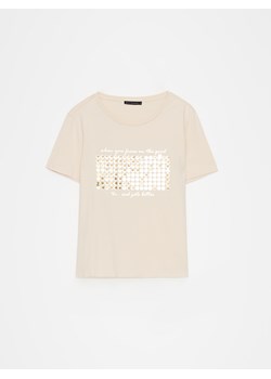 Mohito - Beżowy t-shirt z aplikacją - beżowy ze sklepu Mohito w kategorii Bluzki damskie - zdjęcie 172080450