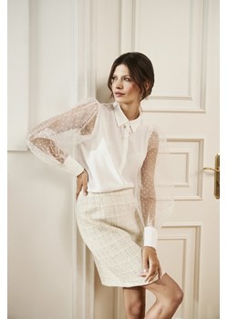 Koszula z ażurowymi rękawami biała ze sklepu Moodo.pl w kategorii Koszule damskie - zdjęcie 172080884