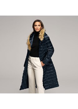 Damski płaszcz puchowy z kapturem ze sklepu WITTCHEN w kategorii Płaszcze damskie - zdjęcie 172086841