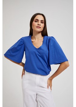Bluzka z szerokimi rękawami niebieska ze sklepu Moodo.pl w kategorii Bluzki damskie - zdjęcie 172089904