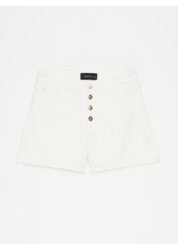 Mohito - Jeansowe szorty - biały ze sklepu Mohito w kategorii Szorty - zdjęcie 172092834