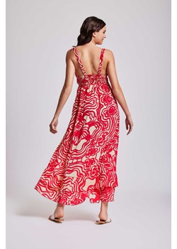 Sukienka maxi Lidia Iconique czerwona we wzory IC24-115 ze sklepu piubiu_pl w kategorii Sukienki - zdjęcie 172119982