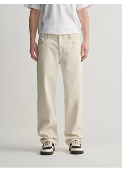 Reserved - Jeansy loose fit - złamana biel ze sklepu Reserved w kategorii Jeansy męskie - zdjęcie 172130370