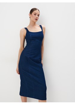 Mohito - Jeansowa sukienka midi - niebieski ze sklepu Mohito w kategorii Sukienki - zdjęcie 172131461