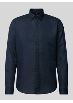 Koszula biznesowa o kroju slim fit z kołnierzykiem typu kent ze sklepu Peek&Cloppenburg  w kategorii Koszule męskie - zdjęcie 172136793