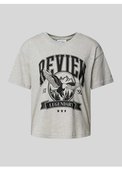 T-shirt z nadrukiem ze sloganem ze sklepu Peek&Cloppenburg  w kategorii Bluzki damskie - zdjęcie 172137030