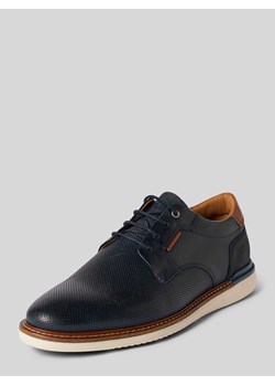Buty sznurowane skórzane z fakturowanym wzorem model ‘FLIN’ ze sklepu Peek&Cloppenburg  w kategorii Buty eleganckie męskie - zdjęcie 172137204