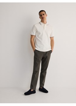 Reserved - Spodnie chino slim - jasnozielony ze sklepu Reserved w kategorii Spodnie męskie - zdjęcie 172140124