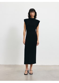 Reserved - Sukienka midi - czarny ze sklepu Reserved w kategorii Sukienki - zdjęcie 172140361