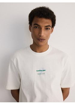 Reserved - T-shirt regular z nadrukiem - złamana biel ze sklepu Reserved w kategorii T-shirty męskie - zdjęcie 172140660