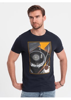 T-shirt męski bawełniany z nadrukiem winyl - granatowy V2 OM-TSPT-0119 ze sklepu ombre w kategorii T-shirty męskie - zdjęcie 172145192
