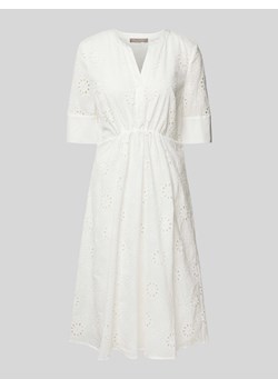 Sukienka midi z haftem angielskim ze sklepu Peek&Cloppenburg  w kategorii Sukienki - zdjęcie 172154921