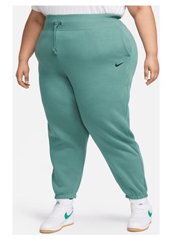 Damskie spodnie dresowe o kroju oversize z wysokim stanem Nike Sportswear Phoenix Fleece (duże rozmiary) - Zieleń ze sklepu Nike poland w kategorii Spodnie damskie - zdjęcie 172155642