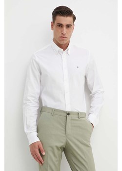 Tommy Hilfiger koszula męska kolor biały regular z kołnierzykiem button-down MW0MW29969 ze sklepu ANSWEAR.com w kategorii Koszule męskie - zdjęcie 172162654