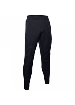 Męskie spodnie UNDER ARMOUR STRETCH WOVEN UTILITY CARGO - czarne ze sklepu Sportstylestory.com w kategorii Spodnie męskie - zdjęcie 172164672