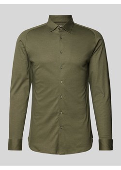Koszula biznesowa o kroju slim fit z kołnierzykiem typu kent ze sklepu Peek&Cloppenburg  w kategorii Koszule męskie - zdjęcie 172171310