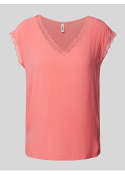 T-shirt z obszyciem koronką model ‘JASMINA’ ze sklepu Peek&Cloppenburg  w kategorii Bluzki damskie - zdjęcie 172182860