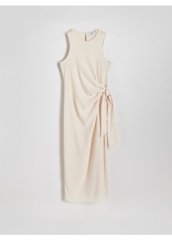 Reserved - Sukienka midi z wiązaniem - kremowy ze sklepu Reserved w kategorii Sukienki - zdjęcie 172197140