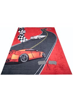 Czerwony dywan z autem wyścigowym dla chłopca - Kazo 5X ze sklepu Edinos.pl w kategorii Tekstylia dziecięce - zdjęcie 172223871