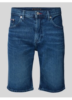 Szorty jeansowe o kroju regular fit z 5 kieszeniami model ‘BROOKLYN’ ze sklepu Peek&Cloppenburg  w kategorii Spodenki męskie - zdjęcie 172238762