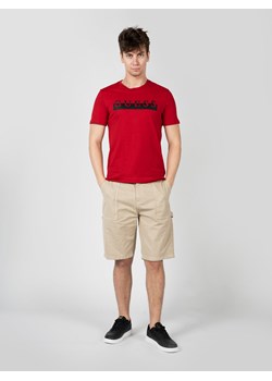 Guess T-Shirt "Lumy" | X2RI07KAK91 | Mężczyzna | Czerwony ze sklepu ubierzsie.com w kategorii T-shirty męskie - zdjęcie 172248843