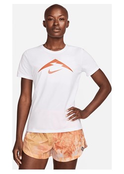 T-shirt damski Dri-FIT Nike Trail - Biel ze sklepu Nike poland w kategorii Bluzki damskie - zdjęcie 172249813