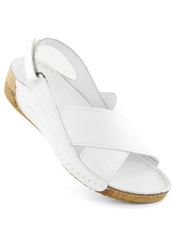 Skórzane sandały damskie na rzep białe T.Sokolski L311 ze sklepu ButyModne.pl w kategorii Sandały damskie - zdjęcie 172251120