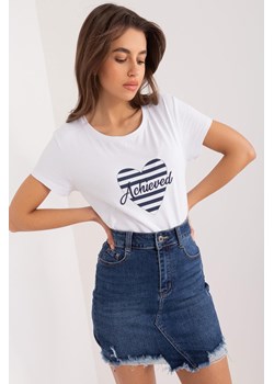 T-Shirt z printem Basic Feel Good biało-granatowy ze sklepu 5.10.15 w kategorii Bluzki damskie - zdjęcie 172251951