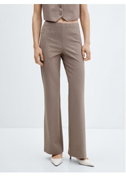 Mango Spodnie materiałowe Avayar 67094048 Beżowy Regular Fit ze sklepu MODIVO w kategorii Spodnie damskie - zdjęcie 172255200