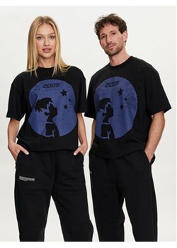 2005 T-Shirt Unisex Kid Czarny Regular Fit ze sklepu MODIVO w kategorii T-shirty męskie - zdjęcie 172268723