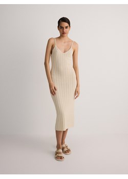 Reserved - Dzianinowa sukienka z lnem - kremowy ze sklepu Reserved w kategorii Sukienki - zdjęcie 172274404