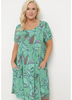 Zielona Rozkloszowana Sukienka z Wiskozy z Krótkim Rękawem Givina ze sklepu Born2be Odzież w kategorii Sukienki - zdjęcie 172275540