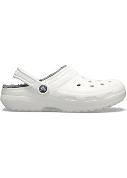 Chodaki Classic Fuzz-Lined Clog Crocs ze sklepu SPORT-SHOP.pl w kategorii Klapki damskie - zdjęcie 172280640