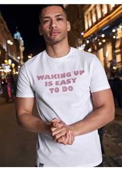 Sinsay - Koszulka bawełniana z nadrukiem - biały ze sklepu Sinsay w kategorii T-shirty męskie - zdjęcie 172282623
