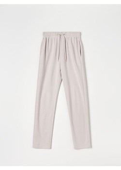 Sinsay - Spodnie z wiskozy - kremowy ze sklepu Sinsay w kategorii Spodnie damskie - zdjęcie 172282694