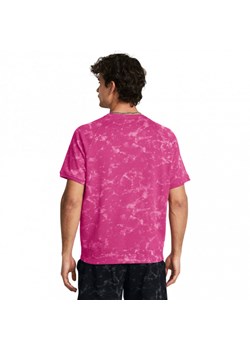 Męska koszulka treningowa Under Armour Project Rock Terry Printed Crew - różowa ze sklepu Sportstylestory.com w kategorii T-shirty męskie - zdjęcie 172284264