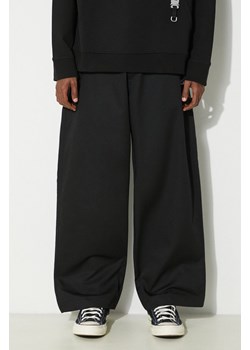 Champion spodnie męskie kolor czarny proste ze sklepu PRM w kategorii Spodnie męskie - zdjęcie 172285024