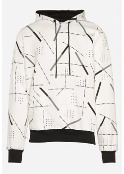 Biało-Czarna Bluza z Kapturem Zakładana Przez Głowę w Geometryczny Nadruk Dipolia ze sklepu Born2be Odzież w kategorii Bluzy męskie - zdjęcie 172287702