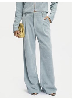 Gestuz Spodnie materiałowe Elnora 10908694 Niebieski Relaxed Fit ze sklepu MODIVO w kategorii Spodnie damskie - zdjęcie 172288570