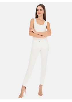 Białe materiałowe spodnie damskie z logo L'AF Marisa ze sklepu Eye For Fashion w kategorii Spodnie damskie - zdjęcie 172289814