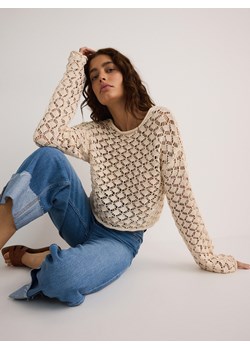 Reserved - Krótki sweter z ażurowym splotem - kremowy ze sklepu Reserved w kategorii Swetry damskie - zdjęcie 172303463