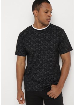 Czarna Bawełniana Koszulka z Krótkim Rękawem i Aplikacją Fianara ze sklepu Born2be Odzież w kategorii T-shirty męskie - zdjęcie 172308352