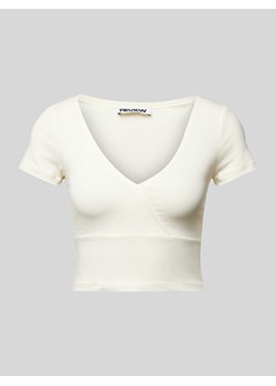 T-shirt krótki z dekoltem w serek ze sklepu Peek&Cloppenburg  w kategorii Bluzki damskie - zdjęcie 172308960