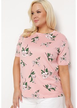 Różowy T-shirt Koszulka z Krótkim Rękawem w Kwiaty Henubia ze sklepu Born2be Odzież w kategorii Bluzki damskie - zdjęcie 172313163