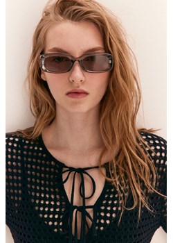 H & M - Prostokątne okulary przeciwsłoneczne - Brązowy ze sklepu H&M w kategorii Okulary przeciwsłoneczne damskie - zdjęcie 172315792