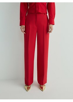 Reserved - Spodnie w kant z wiskozą - czerwony ze sklepu Reserved w kategorii Spodnie damskie - zdjęcie 172326253
