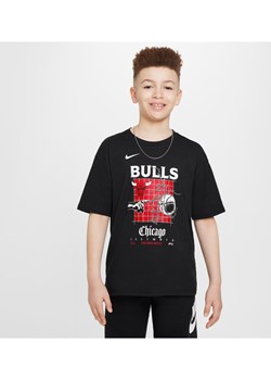 T-shirt dla dużych dzieci (chłopców) Max90 Nike NBA Chicago Bulls Courtside - Czerń ze sklepu Nike poland w kategorii T-shirty chłopięce - zdjęcie 172330151