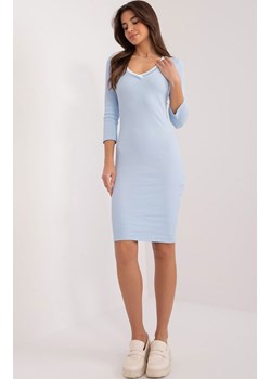 Sukienka prążkowana jasnoniebieska RV-SK-8943.78, Kolor jasnoniebieski, Rozmiar uniwersalny, Relevance ze sklepu Primodo w kategorii Sukienki - zdjęcie 172332153