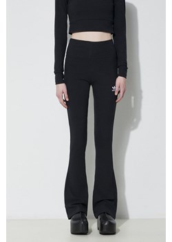 adidas Originals spodnie damskie kolor czarny dzwony high waist II8056 ze sklepu PRM w kategorii Spodnie damskie - zdjęcie 172332624